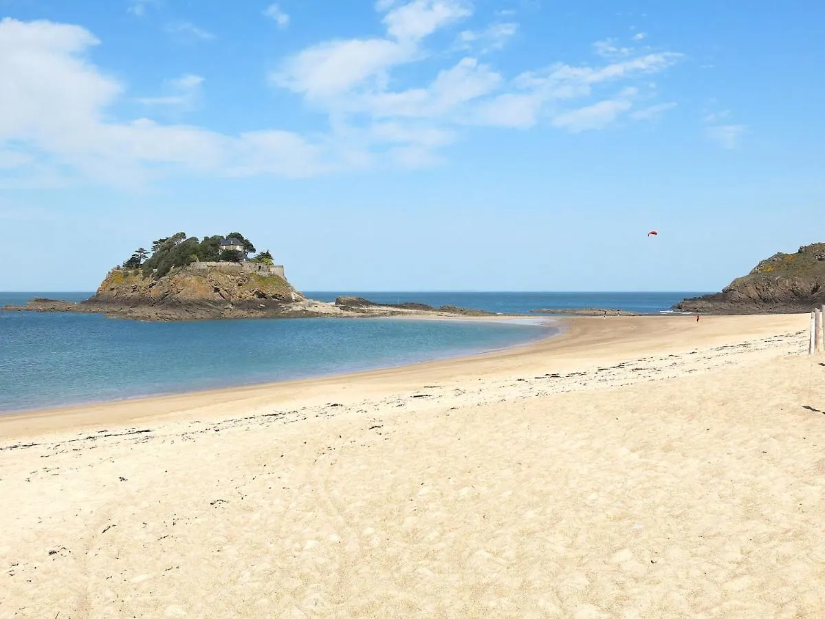 Holiday Home Les Grands Pres By Interhome Cancale 0*,  France